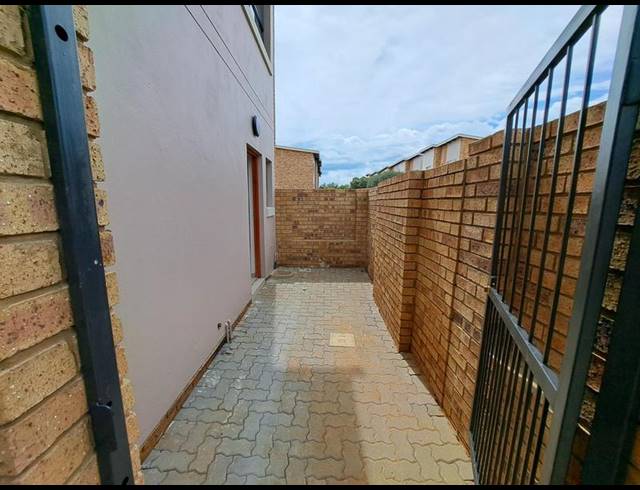 3 BEDROOM PROPERTY TO RENT IN HAZELDEAN